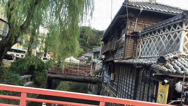 香川県高松「田村神社」美しい鳥居と境内とみずみくじ初体験