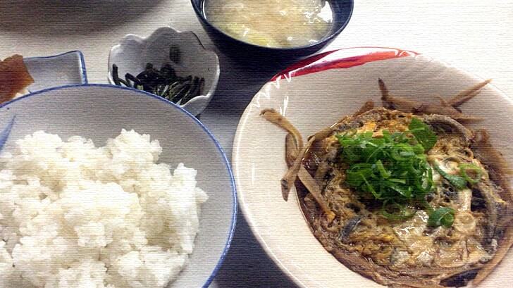 立石『ゑびす屋食堂』 どじょうやながわとまぐろの頬肉ステーキ定食