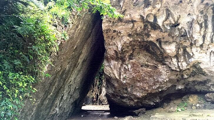 神聖な場へ…沖縄の聖地『斎場御嶽』世界遺産を訪れる【沖縄旅行】