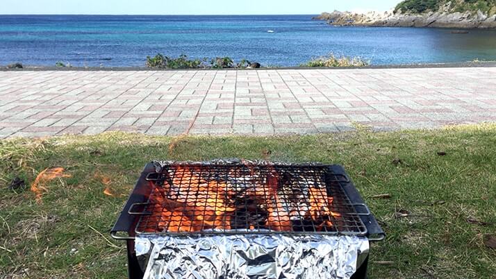 サバの干物で贅沢釣りメシ定食!煮物に焼き魚が絶品|神津島釣りキャンプ サバの干物で贅沢釣りメシ定食!煮物に焼き魚が絶品|神津島釣りキャンプ