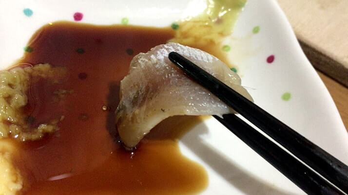 釣ったウルメイワシで手毬寿司に巻き寿司!刺身に天ぷらもつけたフルコース! 釣ったウルメイワシで手毬寿司に巻き寿司!刺身に天ぷらもつけたフルコース!