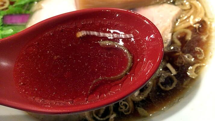 拳ラーメン|京都でラーメン食べるなら実力派の濃(こい)と淡(あわ)!