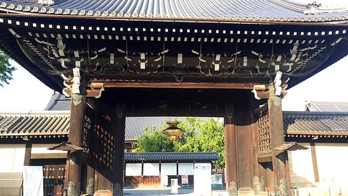 西本願寺｜国宝や重要文化財が多く見られる世界遺産登録の寺【京都旅行】