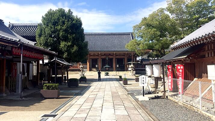 新選組ゆかりの寺「壬生寺」新選組隊士の墓のある壬生塚へ【京都旅行】