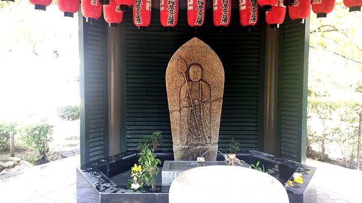 新選組ゆかりの寺「壬生寺」新選組隊士の墓のある壬生塚へ【京都旅行】