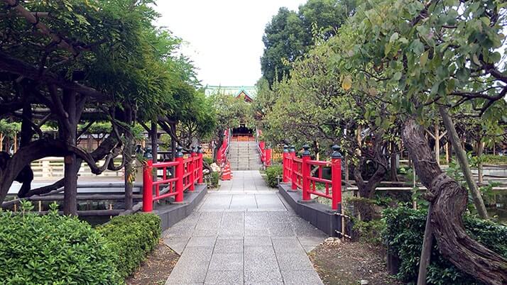 亀戸天神社｜菅原道真を祀った学問の神として親しまれる下町の天神さま