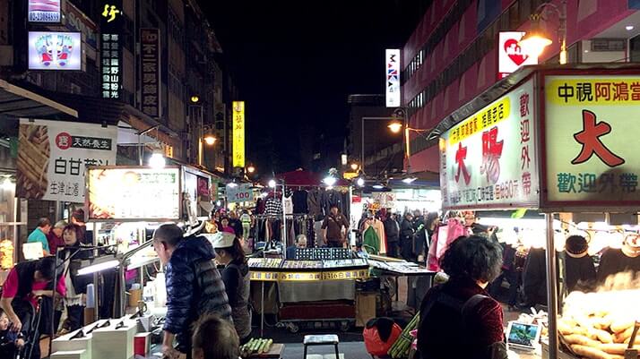 龍山寺周辺の夜市は怪しくも必見！？西昌街・艋舺・華西街夜市【台湾旅行】