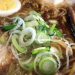 元楽総本店｜蔵前のラーメン店で背脂たっぷり特製元らーめん