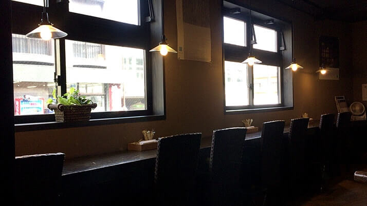 越後湯沢駅前の素敵カフェ「水屋」の温泉珈琲と湯澤るうろ
