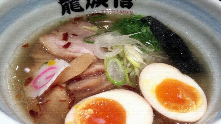 関西国際空港での食事は龍旗信の塩ラーメンもありかも