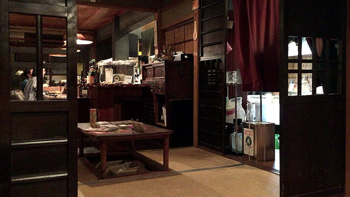 京都「ツキトカゲ本店」風情ある京町家でいただく炭火焼鳥と卵かけご飯