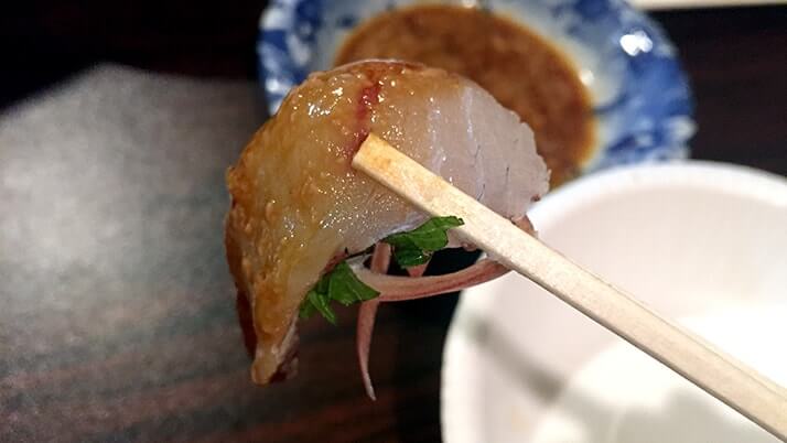釣った特大ヒラメをさばく!刺身と寿司にして肝醤油で堪能 釣った特大ヒラメをさばく!刺身と寿司にして肝醤油で堪能