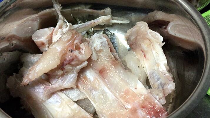 釣ったヒラメの薄造り・潮汁と小サバの天ぷら…〆はヒラメ茶漬け! 釣ったヒラメの薄造り・潮汁と小サバの天ぷら…〆はヒラメ茶漬け!