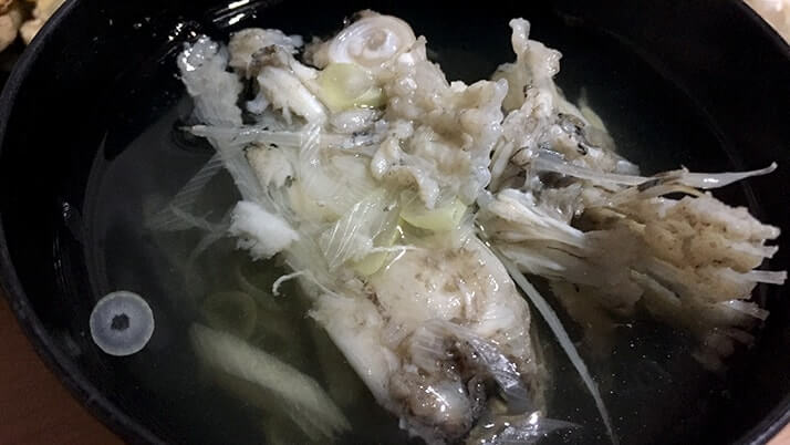 釣ったヒラメの薄造り・潮汁と小サバの天ぷら…〆はヒラメ茶漬け! 釣ったヒラメの薄造り・潮汁と小サバの天ぷら…〆はヒラメ茶漬け!