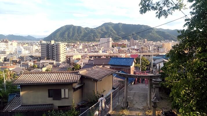 三原駅近くで神社仏閣巡り｜三原八幡宮や法常寺を訪れる【広島三原旅】