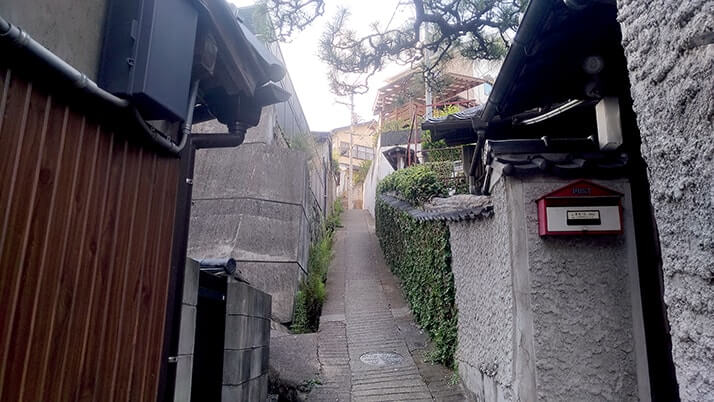 三原駅近くで神社仏閣巡り｜三原八幡宮や法常寺を訪れる【広島三原旅】