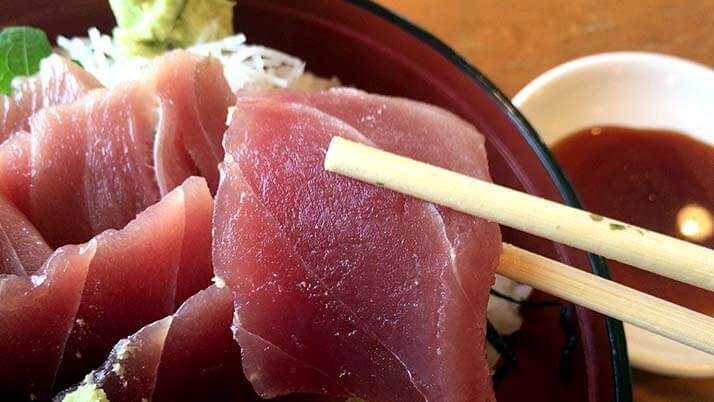 「グルメ館 豊魚」のまぐろ丼が絶品でほっぺた落ちそう（神奈川県三浦市）