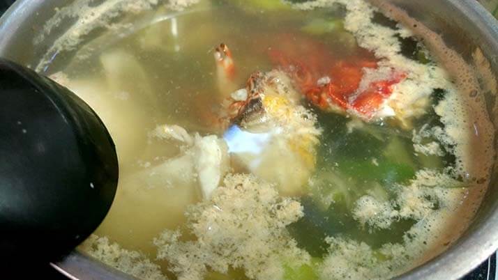釣ったアナゴで煮穴子と白焼きのあいのせ重!ショウジンガニとカワハギの味噌汁も 釣ったアナゴで煮穴子と白焼きのあいのせ重!ショウジンガニとカワハギの味噌汁も