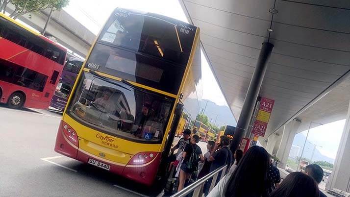 香港国際空港から重慶大厦へA21バスで移動！利用方法とバスの車窓からの様子