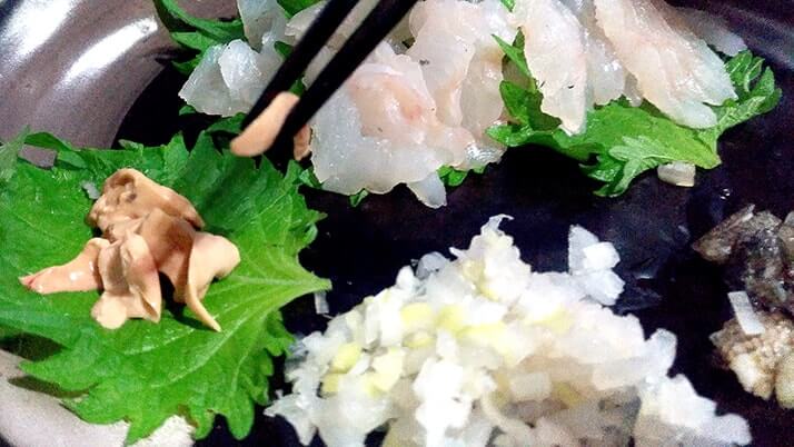 ムラソイの刺身とネギトロ!皮は湯引き!ムラソイは絶品釣り魚 ムラソイの刺身とネギトロ!皮は湯引き!ムラソイは絶品釣り魚