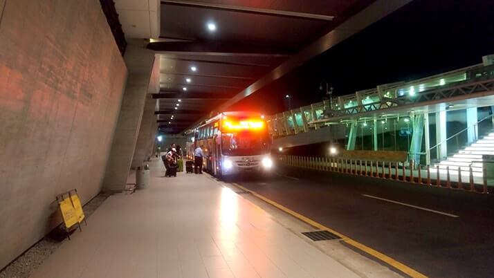 台中から台北桃園空港へバス移動！台中バスターミナルは快適ですよ