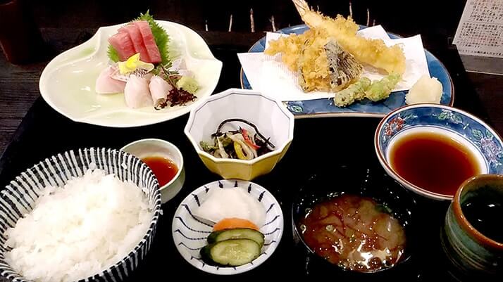 さかな料理 礁 （いくり）｜銚子の地魚を刺身で堪能！旨し！