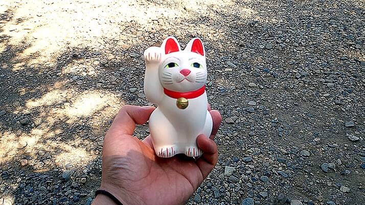 招き猫発祥の地！豪徳寺に無数に並ぶ招き猫は美人さんだらけ！！