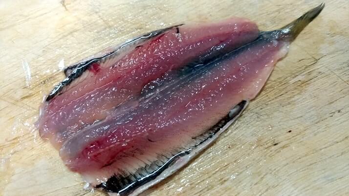 釣りたて小サバ・イワシの絶品フライ!千葉内房堤防で釣った魚を食す 釣りたて小サバ・イワシの絶品フライ!千葉内房堤防で釣った魚を食す
