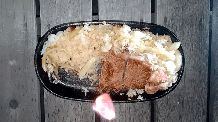 スキレットで焼くステーキ最高!外はカリッと中はジューシー…旨旨 スキレットで焼くステーキ最高!外はカリッと中はジューシー…旨旨