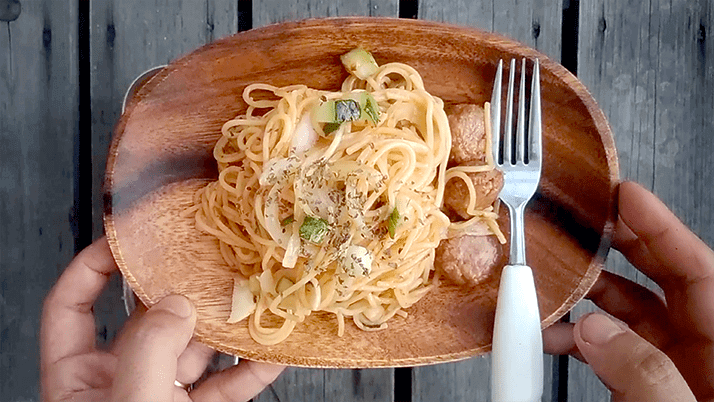 メスティンでミートボールパスタ!コンビニミートボールで簡単に メスティンでミートボールパスタ!コンビニミートボールで簡単に