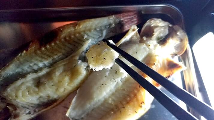 ベラも日干しにすれば旨い肴に!釣りたてベラ干物の炭火焼で一杯 ベラも日干しにすれば旨い肴に!釣りたてベラ干物の炭火焼で一杯