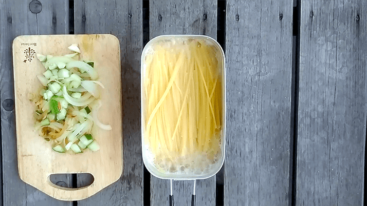 メスティンでミートボールパスタ!コンビニミートボールで簡単に メスティンでミートボールパスタ!コンビニミートボールで簡単に
