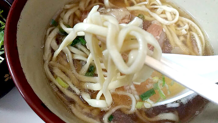 高良食堂のミニ丼そばセット｜3種丼＋沖縄そばで満腹！【沖縄県那覇市若狭】