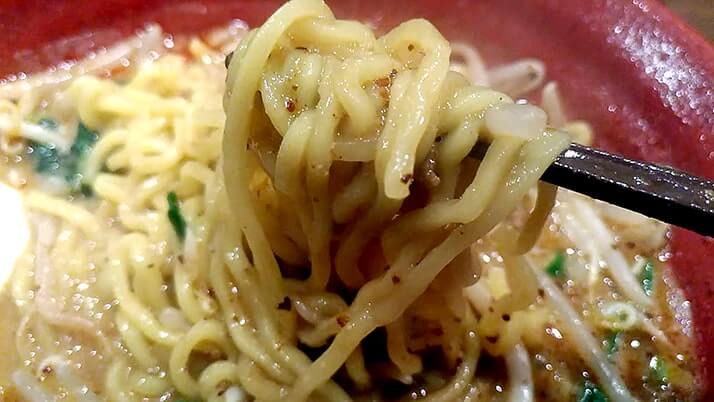 立石担担麺火のきで冬限定金ゴマ味噌坦々麺！味噌もイケますよ