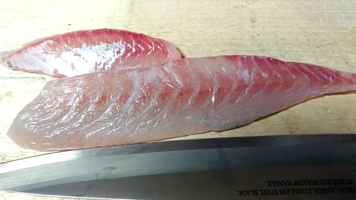 黒鯛(チヌ)の刺身と昆布締め!〆は昆布締め鯛茶漬け…うまぁ【釣りメシ】 黒鯛(チヌ)の刺身と昆布締め!〆は昆布締め鯛茶漬け…うまぁ【釣りメシ】