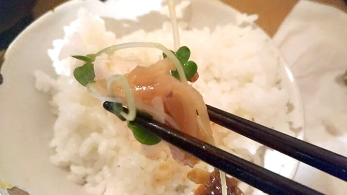 釣ったカサゴで清蒸魚!魚を蒸して油をかけるだけで簡単旨い!! 釣ったカサゴで清蒸魚!魚を蒸して油をかけるだけで簡単旨い!!