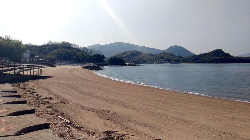 離島「佐木島」で海を見ながら駅弁！と、島唯一のパン屋さん【広島三原旅】