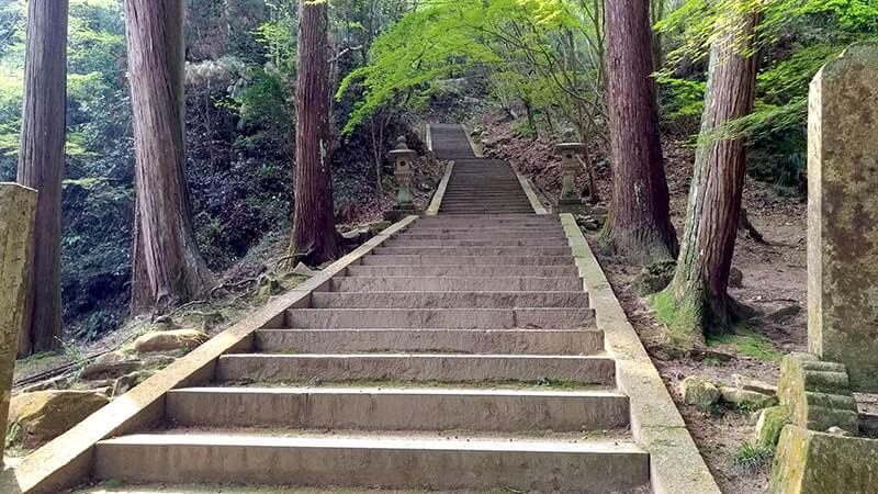 佛通寺｜西日本随一の臨済宗大本山の境内を巡る【広島三原旅】