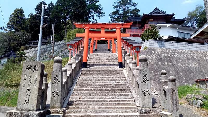 久井稲生神社｜伏見稲荷大社の分霊としては最も古い神社【広島三原旅】