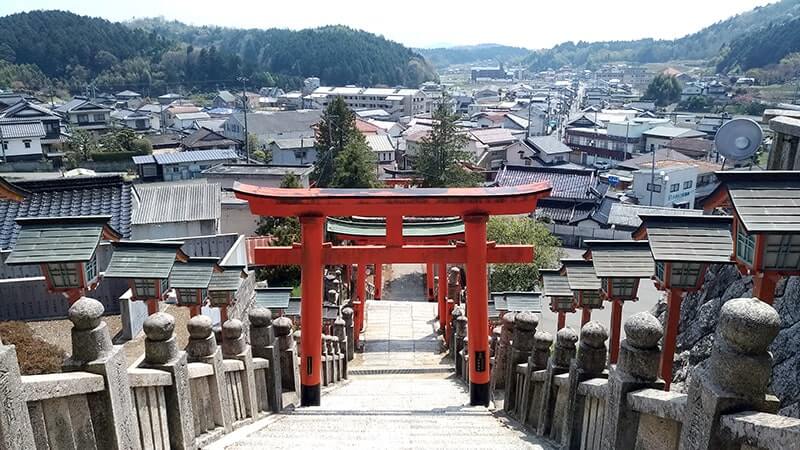 久井稲生神社｜伏見稲荷大社の分霊としては最も古い神社【広島三原旅】