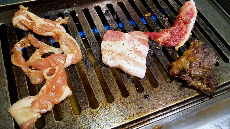 牛坊｜京成立石駅すぐ側の焼肉店で絶品焼肉ランチ【葛飾区立石】