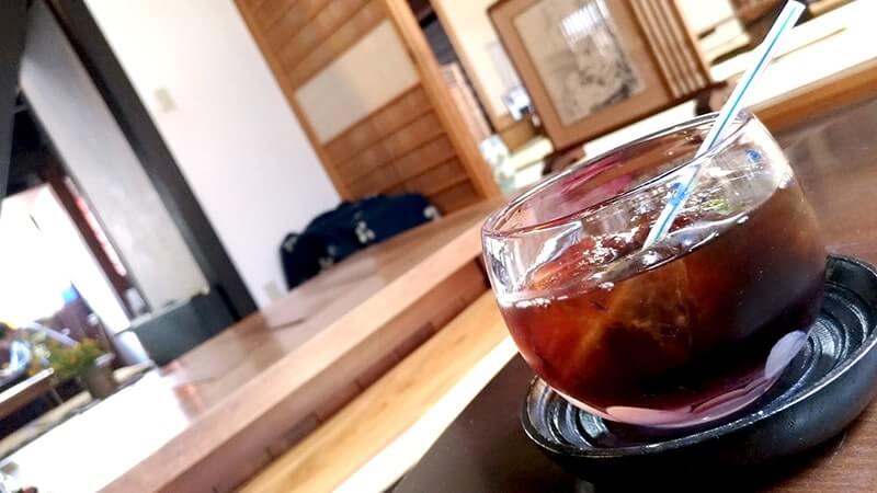 御舟宿いろは｜宮崎駿デザインの鞆の浦の旅館1Fのカフェでコーヒー【広島福山旅】