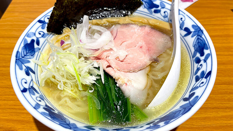 ラーメン「とも笑」｜和風だし醤油ラーメンとチャーシュー丼【茨城県鉾田市】