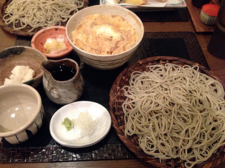 綾瀬の蕎麦屋『重吉』　焼酎そば湯割りと〆の手打ちそば