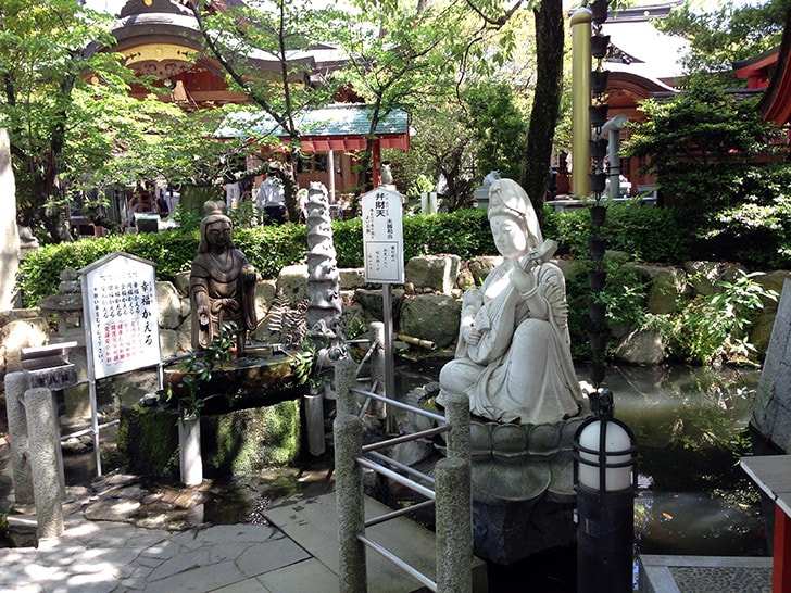 香川県高松「田村神社」美しい鳥居と境内とみずみくじ初体験