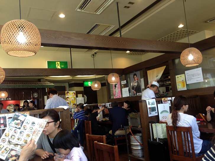 高松空港内「さぬき麺業」のうどんが空港でも納得の旨さ【香川旅行】