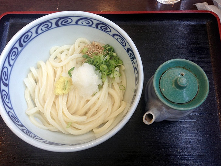 高松空港内「さぬき麺業」のうどんが空港でも納得の旨さ【香川旅行】