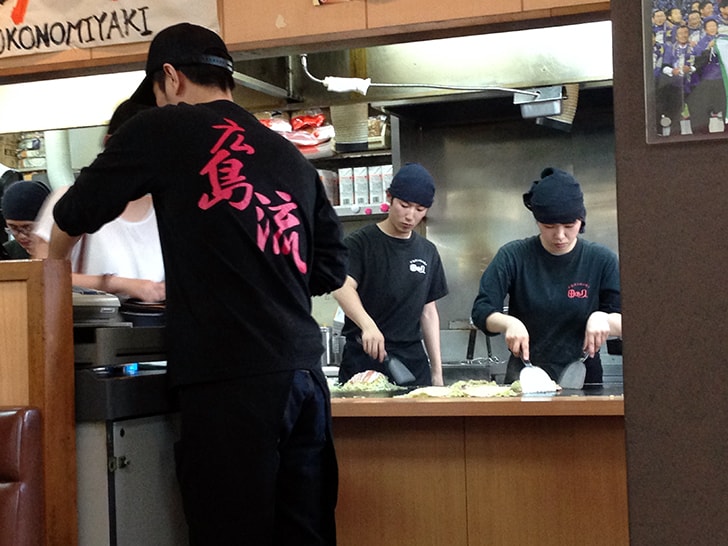 田の久 宮島口店｜メニュー豊富な店の広島流お好み焼き！