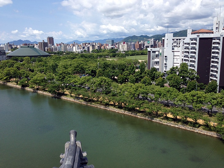 広島旅行では欠かせない広島城観光！お堀周辺の散歩もおすすめ