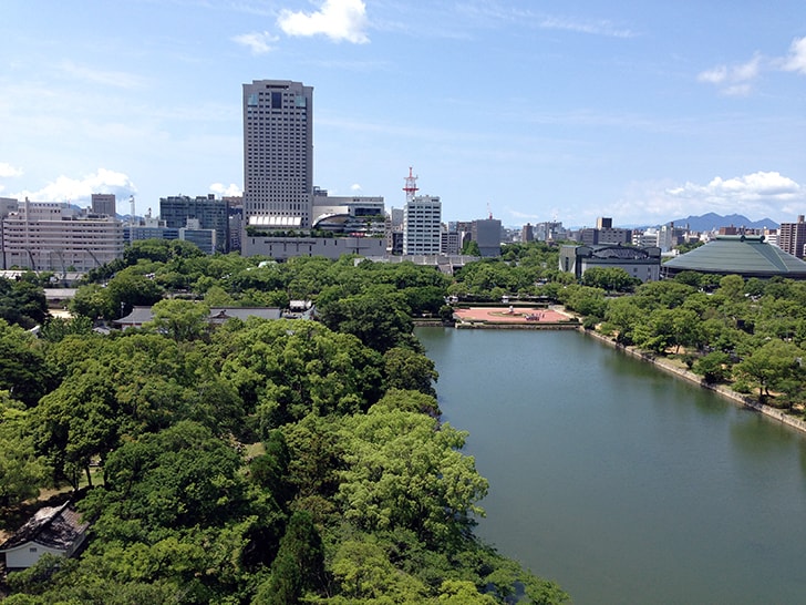 広島旅行では欠かせない広島城観光！お堀周辺の散歩もおすすめ